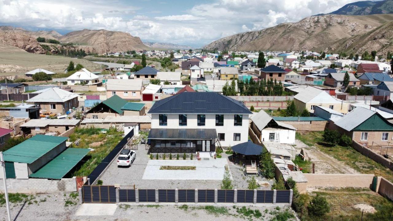 Kezgin Guest House Naryn Exterior photo
